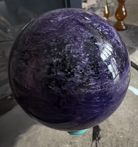Sfera Charoite viola intenso 3,5"  - Foto 1 di 9
