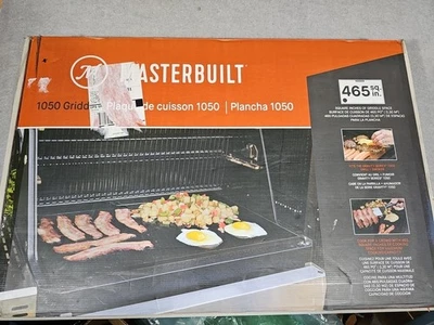 Masterbuilt Gravity Series 1050 Digital Griddle Insert - MB20181622 New Sealed - Image 1 of 4