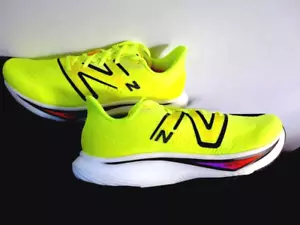 11.5~New Balance FuelCell Rebel V3 Zapato para Correr, Cosmic Pineapple TALLA 11.5M NUEVO - Imagen 1 de 9