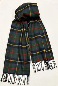 NUEVO CON ETIQUETAS ~ Bufanda antigua azul marino talla única azul verde rojo amarillo negro flecos a cuadros - Imagen 1 de 5