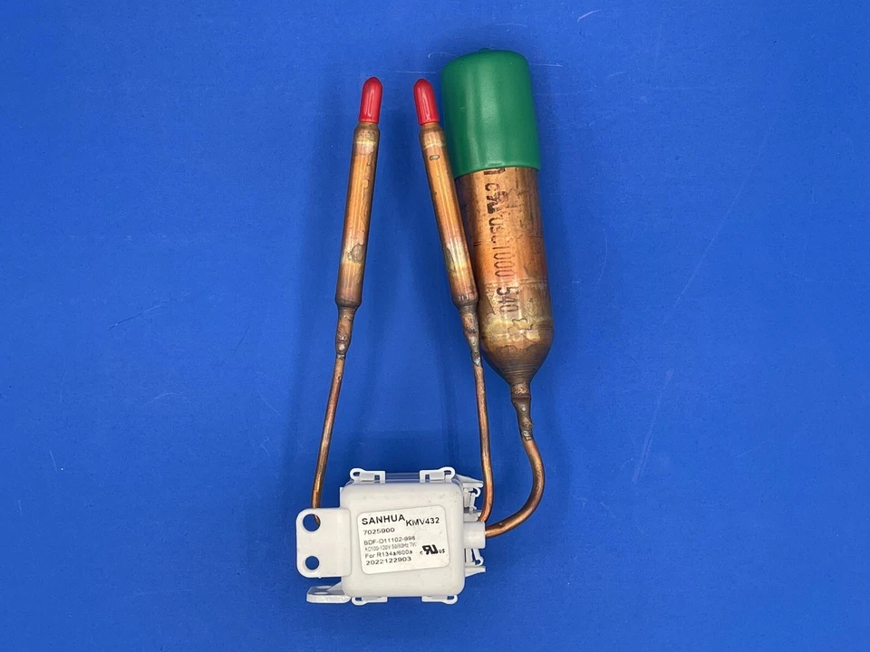 4290461 Sub-Zero Service Valve Aweco 427-2,427R-2,430-2,648PRO, WS-30) - Image 1 of 1