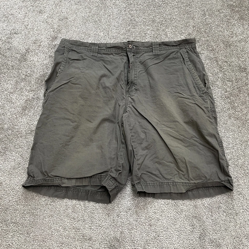 Columbia ROC Chino Shorts Mens 36W 10L Green Cotton Outdoor Fishing Casual 36x9 - Image 1 of 4
