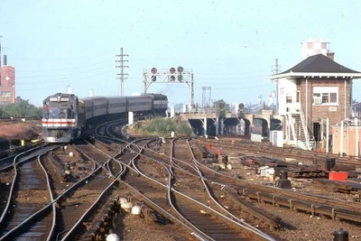 (Lote 2701 Juego de 16) ESCENAS ALREDEDOR DE LA CARRETERA FERROVIARIA DE LA ISLA LARGA Foto 1 de 4