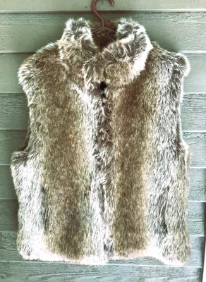 Blassport Faux Fur Zip Vest Reversable ~ Heavy, Warm ~ Size M Woman's - Image 1 of 4