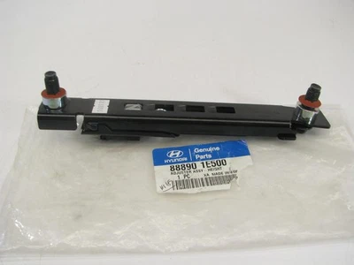 NUEVO GENUINO Ajustador de Altura del Cinturón de Seguridad Delantero OEM Para 06-11 Hyundai Accent Foto 1 de 3