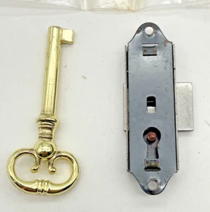 Juego de llaves y cerraduras de puerta de reloj NOS (CM2-7701) - Imagen 1 de 2