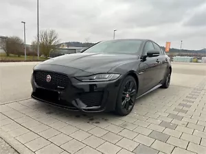 Jaguar XE P250 R-Dynamic S - Bild 1 von 21