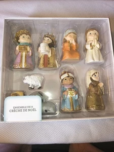 Love + Light 9-Piece Nativity Set Children's Resin Christmas Decor - CUTE! - Picture 1 of 4