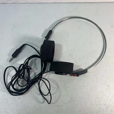 AUDIO-TECHNICA ATH-01  SUPER RARE  STEREO HEADPHONES, VINTAGE - Image 1 of 4