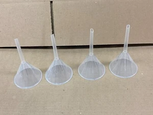 Lot Of 4 ~ Small Plastic For Perfume Diffuser Bottle Mini Liquid Oil Funnels Lab - Picture 1 of 4