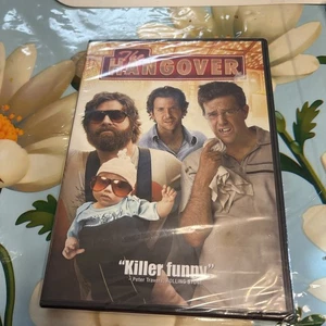 The Hangover Bradley Cooper Zack Galifianakis 2009 DVD NEW Sealed - Picture 1 of 2