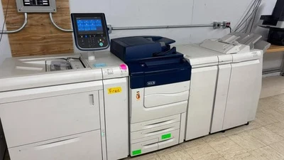 Impresora de producción Xerox C70 copiadora prensa 70PPM con alimentador ardiente y de alta capacidad Foto 1 de 4