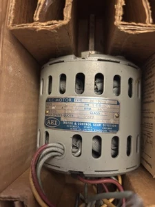 AEI AC Motor 220/240V 8W 850RPM - New Old Stock - Picture 1 of 5