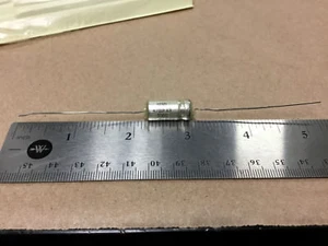 (1 PC) SPRAGUE 109D477X9030T2  Cap Tant Wet 470uF 30V 10%  109D470UFX930DC - Picture 1 of 1