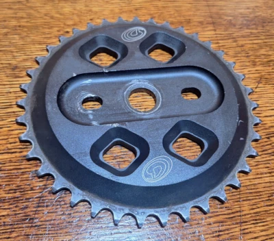 Piñón nuclear Diamondback Mr. Lucky vintage (perfil, Robinson, Dyno, Powerlite) Foto 1 de 4