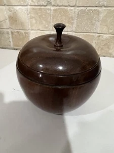 Vintage Wooden Apple trinket box smooth MCM Mid Century - Picture 1 of 4