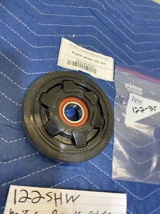Camoplast 1016-00-0132 Replacement Frame Wheel for Tatou 4S Track System 132mm - Picture 1 of 11