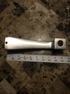 Delta Wall Mounted Spout A112.18.1 1.2GPM Used - Picture 1 of 7