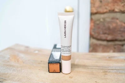 Laura Mercier Tinted Moisturiser Natural Dewy SPF30 – Travel Size (3N Sand) - Image 1 of 4