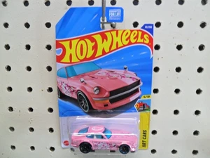 2025 hot wheels pink Datsun 240Z HW art cars 4/10 62/250 - Picture 1 of 3