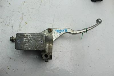 2001 SUZUKI VS800GL INTRUDER (#491) FRONT BRAKE MASTER CYLINDER - Image 1 of 4