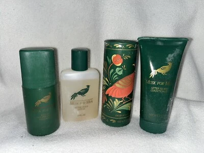 Juego de regalo vintage Avon Grooming Traveler, almizcle para hombre, 4 piezas 1989 Foto 1 de 4