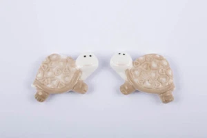 BOMBONIERA TARTARUGA PORCELLANA CALAMITA 2ASS. COMUNIONE NASCITA BATTESIMO - Imagen 1 de 1