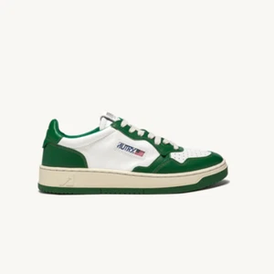 Neu AUTRY Herren MEDALIST LOW AULM WB03 WEISS/GRÜN EUR 40 - 44 SNEAKER AULMWB03 - Bild 1 von 6