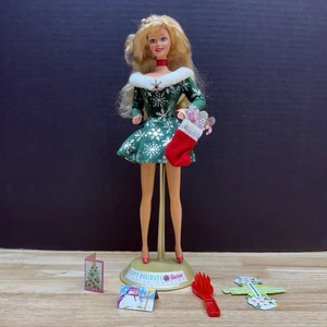Festive Season Barbie Modepuppe Weihnachten Strumpf Kleid Outfit & Zubehör - Bild 1 von 12