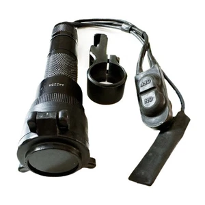 Surefire Tactical Torch Model 660. Includes IR Filter, Picatinny Rail Mount GC. - Picture 1 of 10