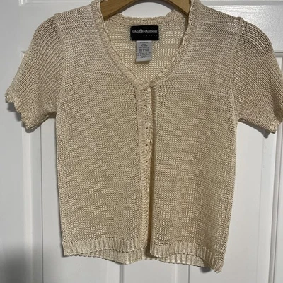 Suéter Sag Harbor Petite Pequeño Borde de Ganchillo Manga Corta Beige Crema Foto 1 de 4