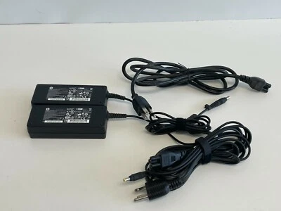 GG6: Lote de 2 HP TPC-CA54 Cargador de Laptop Fuente de Alimentación  Foto 1 de 4