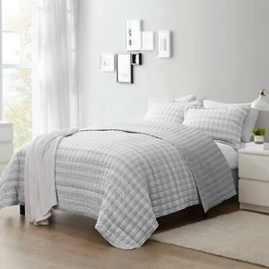 Sweet Home Collection Embroidered Checkered Quilt and Pillow Sham Set - Picture 1 of 5