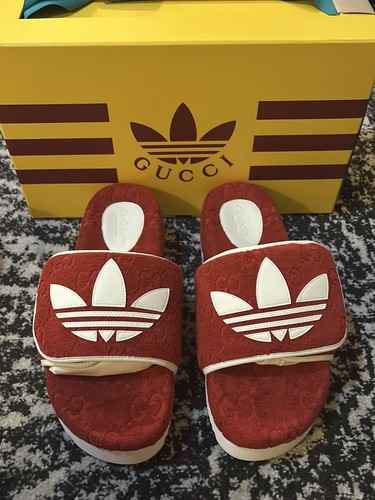 Sandalo Gucci x Adidas uomo spugna magica GG Demetria plateau acero rosso taglia UK 10