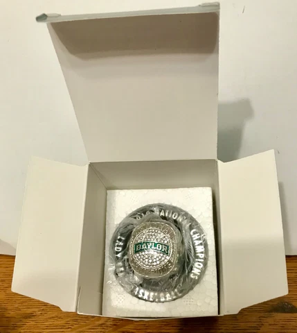 RARE Baylor Lady Bears REPLICA 2019 National Championship Ring KIM MULKEY/Bear Cover