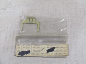 GENUINE YAMAHA NOS FLOAT ARM 310-14187-00 76-85 YZ125 YZ175 YZ360 IT200 75 YZ250 - Picture 1 of 2