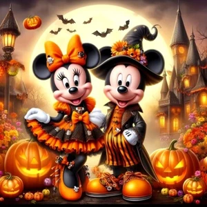 Mickey und Minnie Maus Halloween Diamond Art/Malerei 30x30 Rundbohrer - Bild 1 von 1