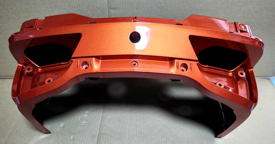 Carrocería inferior trasera del maletero # 81111-MCA-0000 2001-2010 Honda Goldwing GL1800 OEM NUEVO DE STOCK Foto 1 de 4