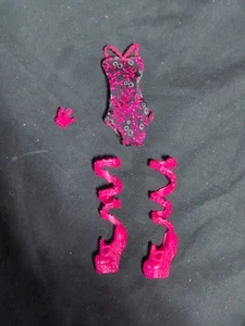 Monster High Dance Class Lagoona Blue Puppe Mattel 2008 Schuhe Armband Tücher  - Bild 1 von 2