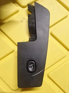 2008-2016 Dodge Grand Caravan OEM rear hatch release switch button 12 13 14 15 - Foto 1 di 2