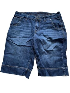 Jag Jeans Bermuda Shorts Size 8P Classic Fit Medium Wash Button Back Pockets-20 - Picture 1 of 8