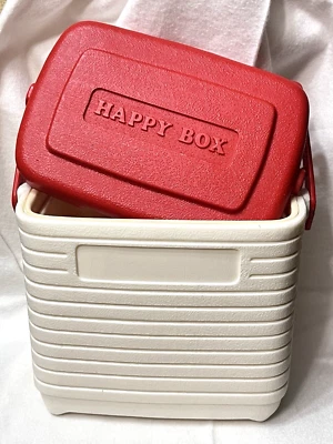 Happy Box 2.5 Liter Lunch Box Red White Personal 8" Party Cooler 254 - Image 1 of 4