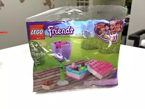 LEGO Friends Polybag - Scatola di Cioccolato e Fiore (30411) Pasqua San Valentino - Foto 1 di 2