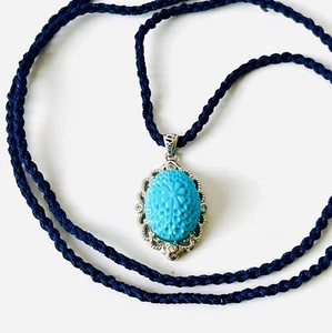 Natural Gemstone High Turquoise Carving Flowers Necklace Valuable Unique Jewelry - Picture 1 of 9