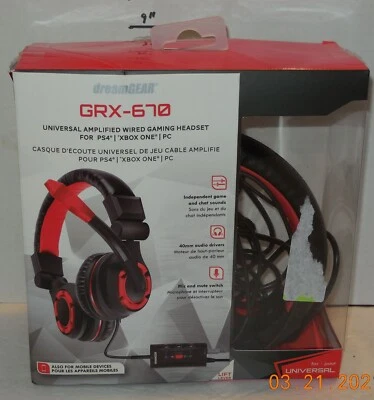 Dreamgear GRX-670 3.5mm Gaming Headset for PC PS4 Laptop Xbox One Mac RED - Image 1 of 4