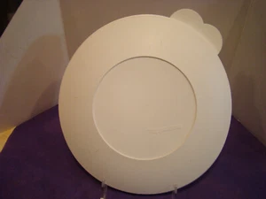 Tupperware #2605 White 9" Replacement Lid Size "Z" for Reheatables Divided Dish - Picture 1 of 2