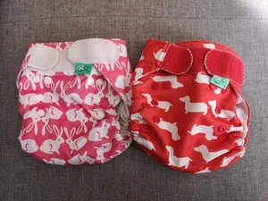 2 Stoffwindeln Überhosen von TotsBots, Gr. 1 (2,5 - 9 kg) - Bild 1 von 9