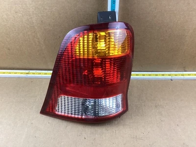 Conjunto de luz trasera izquierda del lado del conductor Ford Windstar 1999-2003 Foto 1 de 4