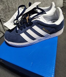 ¡Nuevo! Adidas Gazelle Niño Talla 11K - Imagen 1 de 7