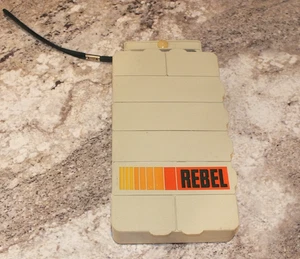 Vintage Rebel 308 Hard Plastic 8 Compartment Fishing Tackle Box Carrying Case - Picture 1 of 4